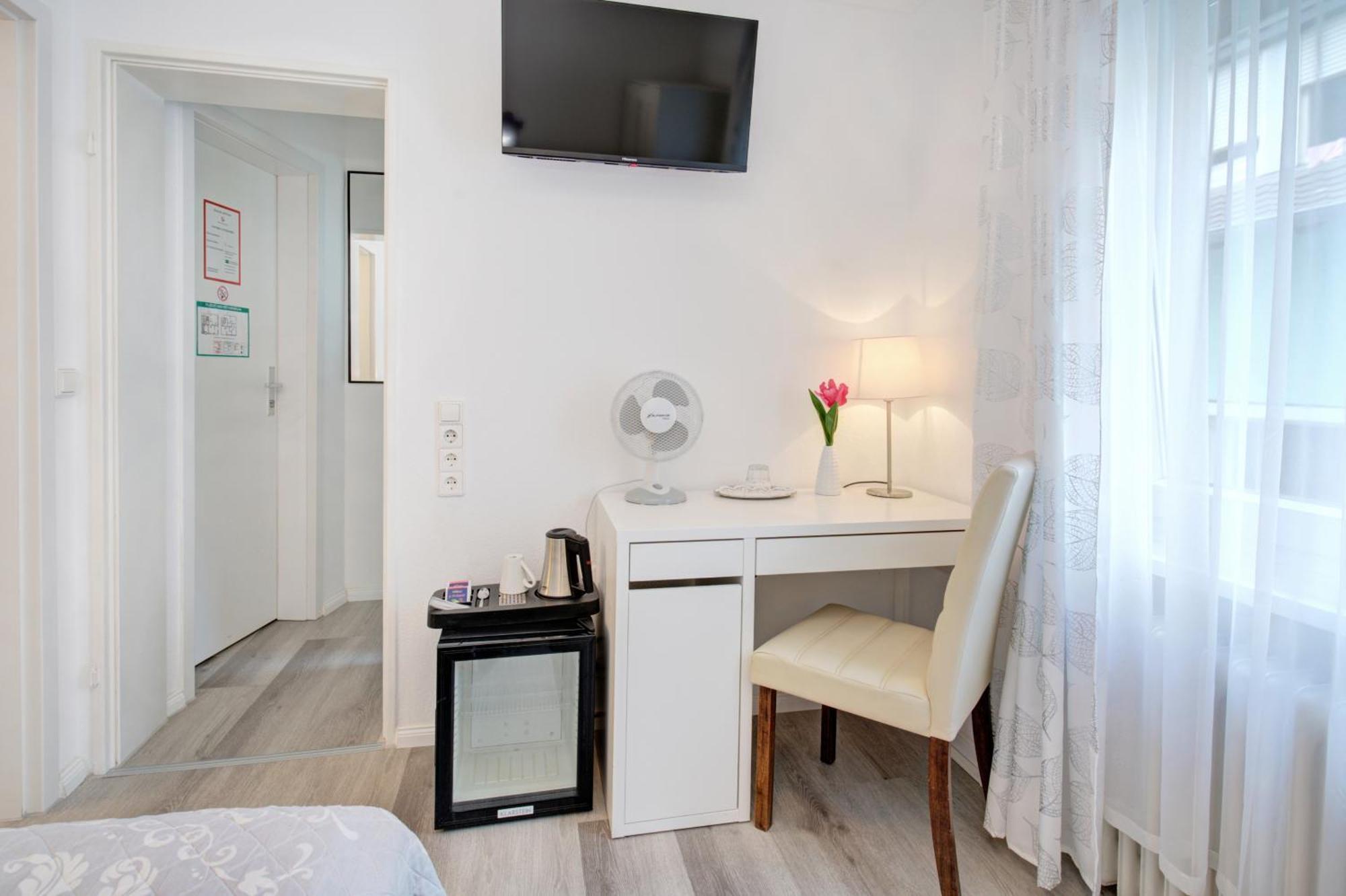 Loehr Hotel 3*